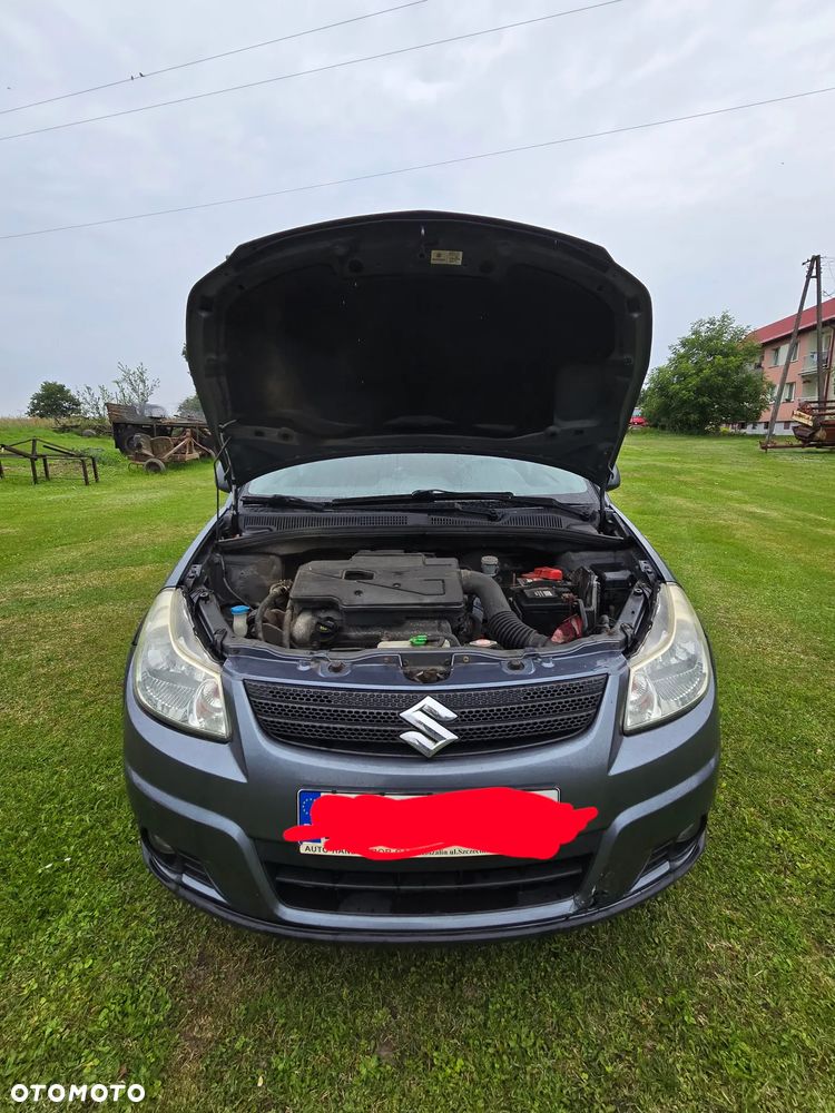 Suzuki SX4 1.6 GS / Premium - 13