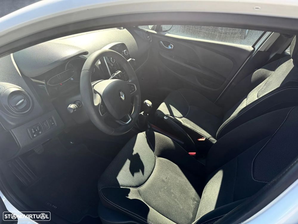Renault Clio 1.5 dCi Zen - 13
