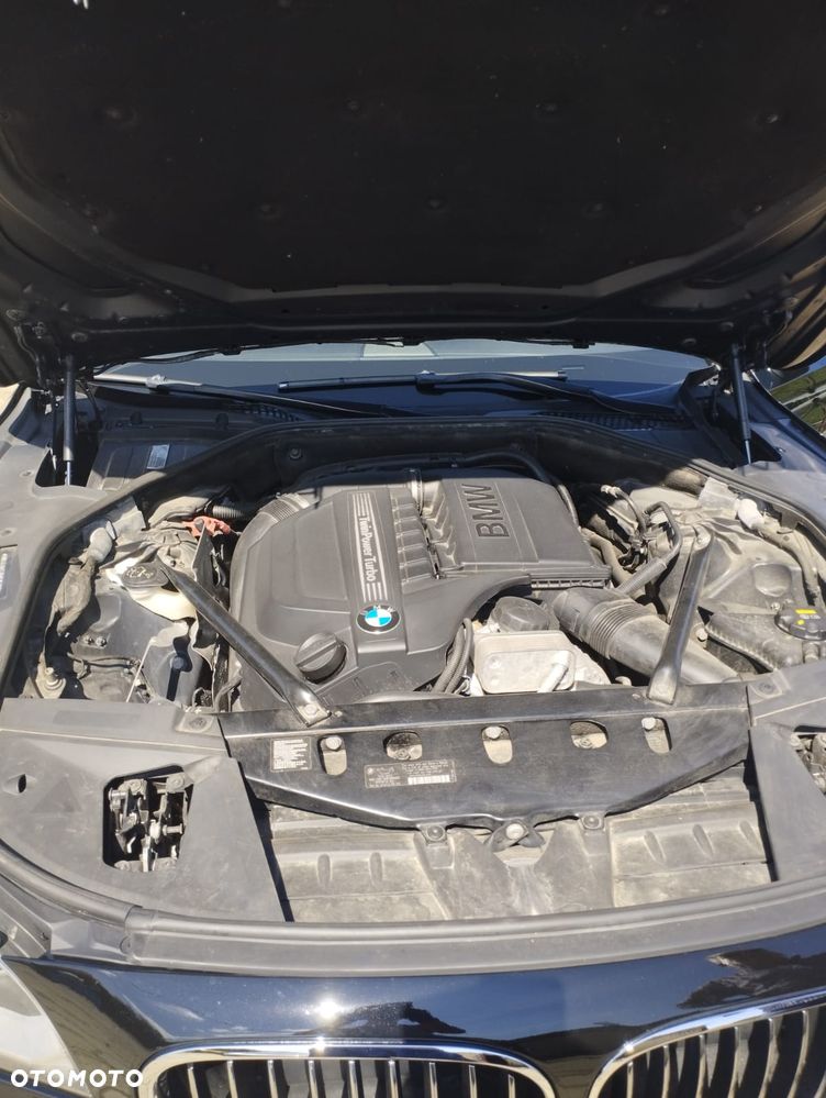 BMW Seria 7 740i - 9