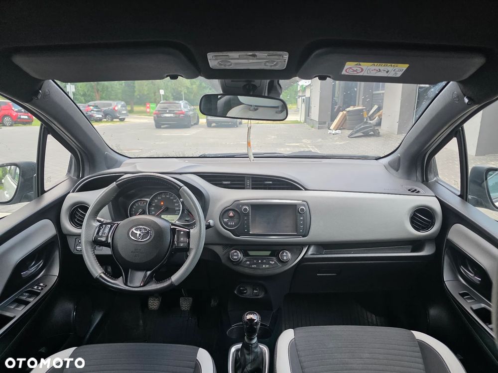 Toyota Yaris 1.33 Selection Platinum - 7