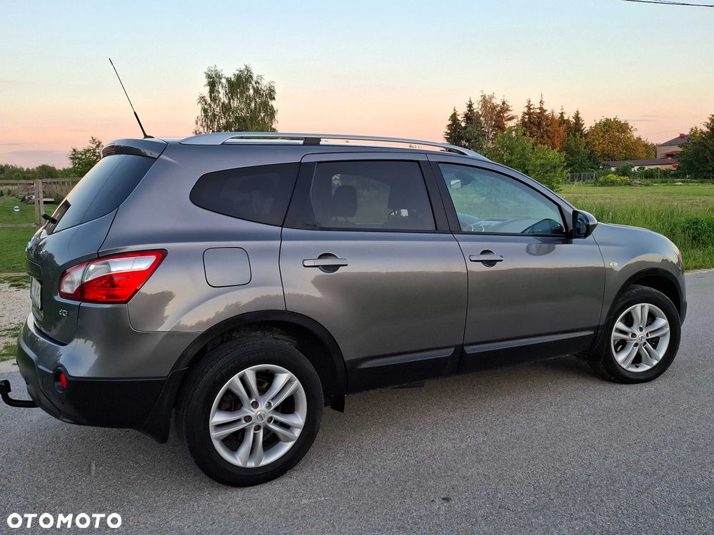 Nissan Qashqai+2 - 4