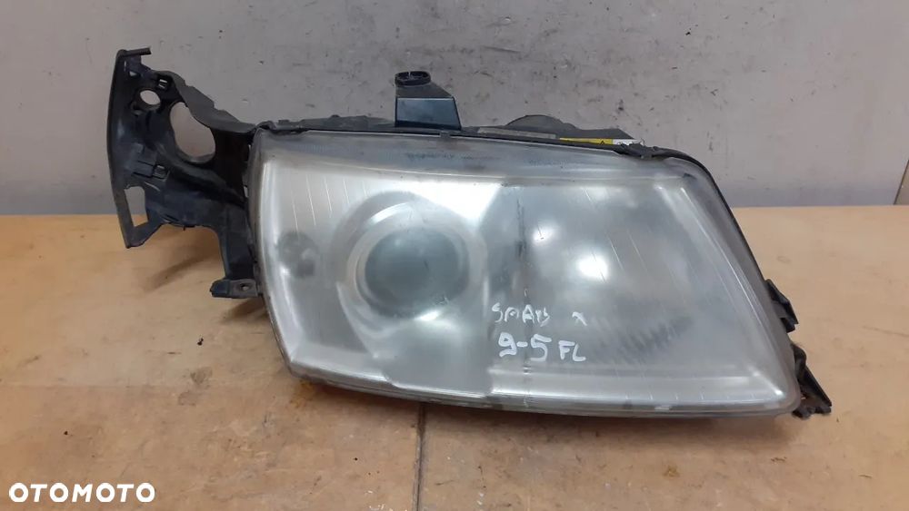 SAAB 9-5 XENON LAMPA przód przednia prawa - 1