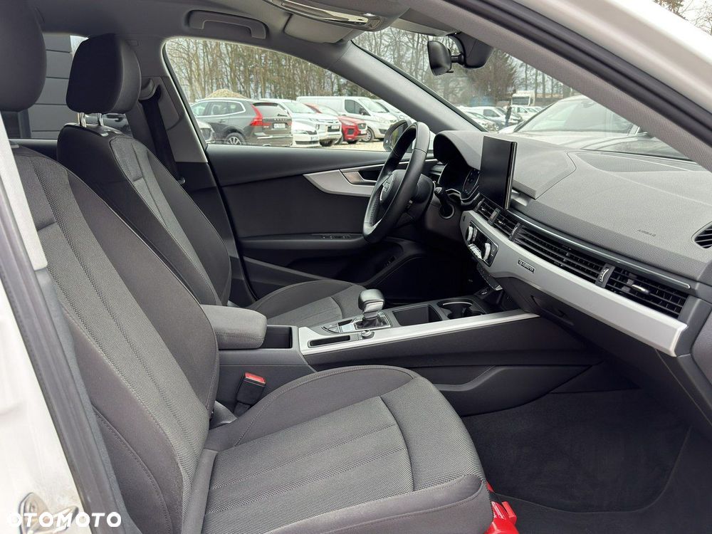 Audi A4 Avant - 19