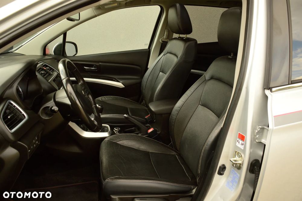 Suzuki SX4 S-Cross 1.4 T Elegance 4WD - 7