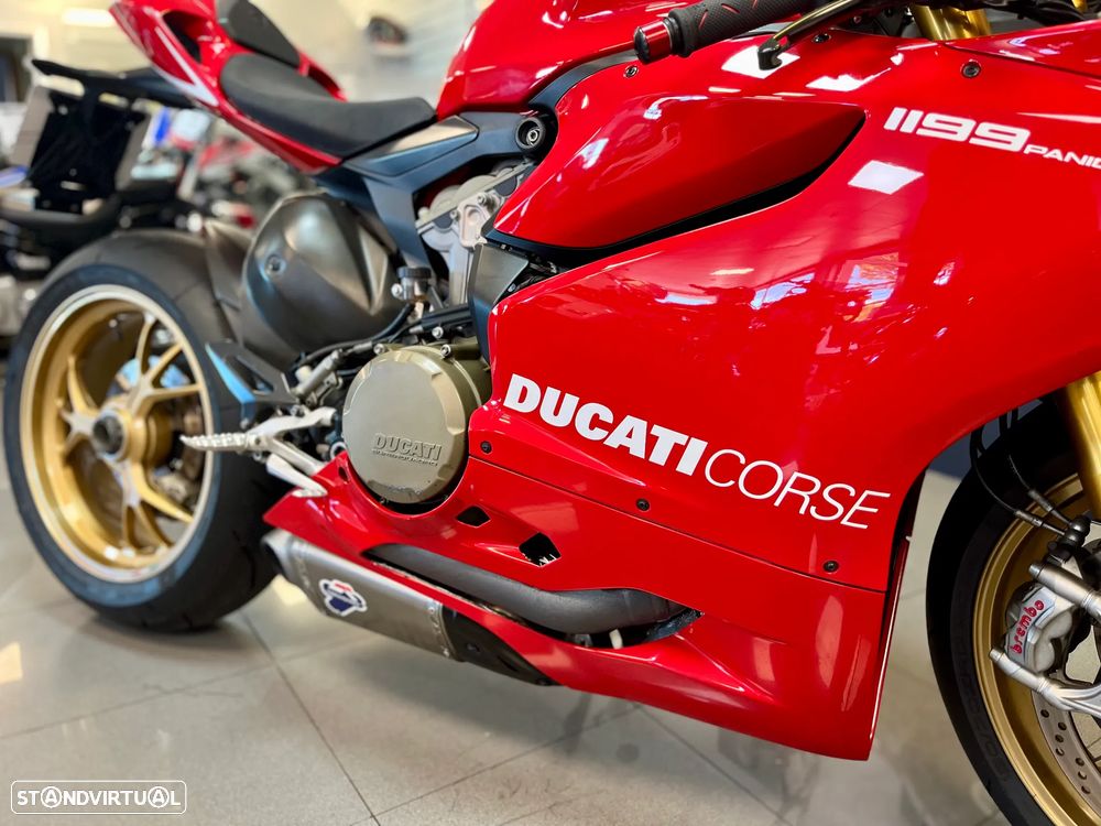 Ducati 1199 Panigale R - 4