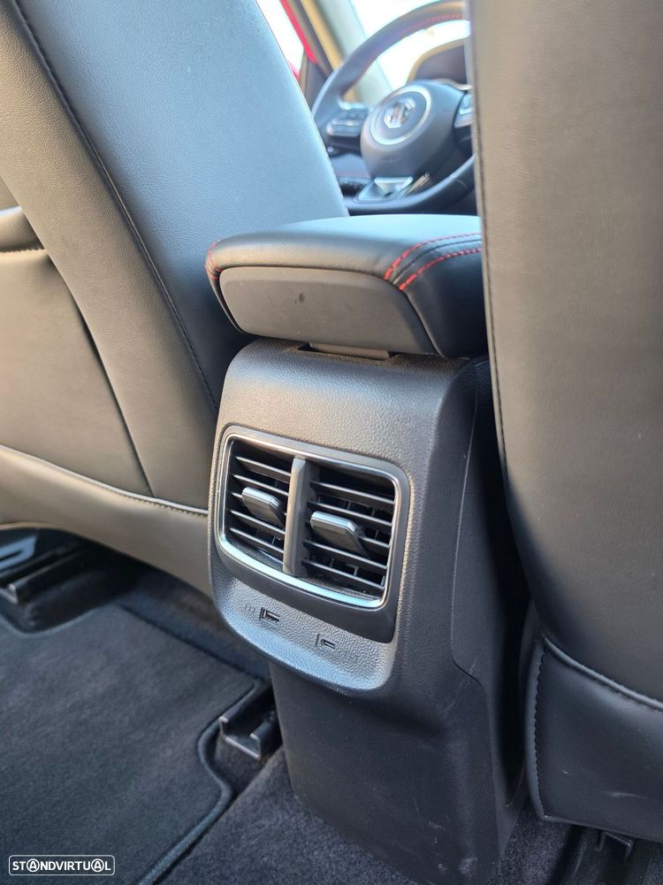 MG ZS EV 72.6 kWh Luxury - 39