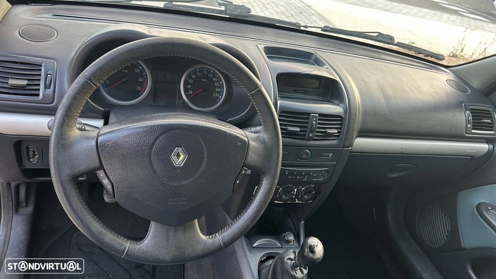 Renault Clio 1.2 16V SE Extreme - 6
