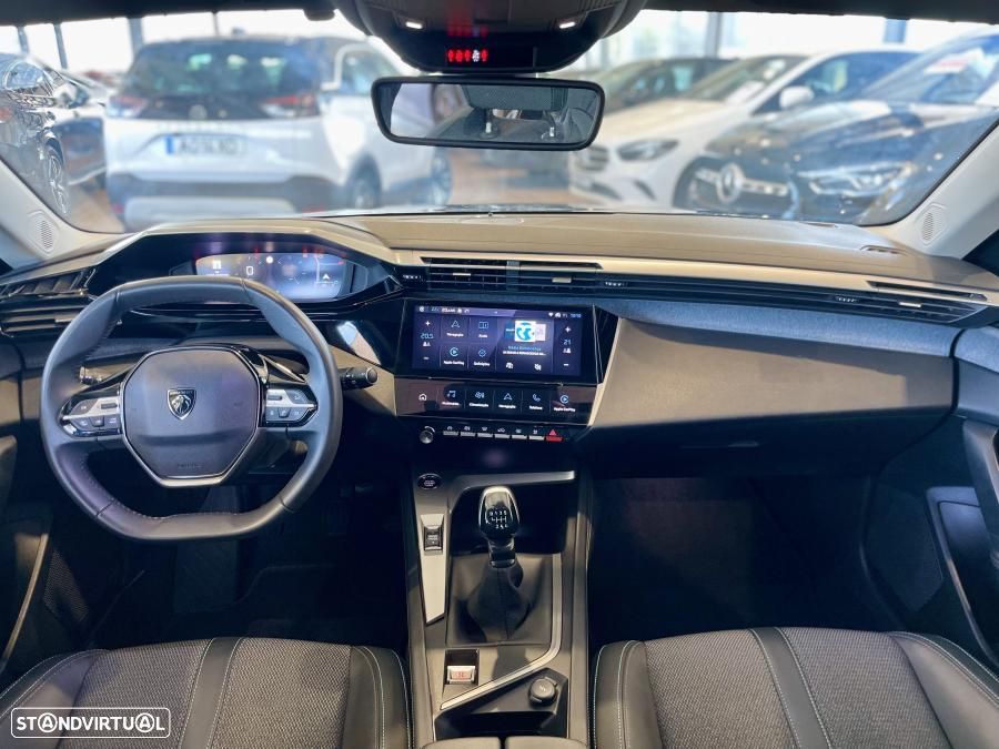 Peugeot 308 SW 1.2 PureTech Allure Pack - 27