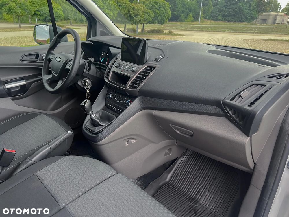 Ford Transit Connect - 26