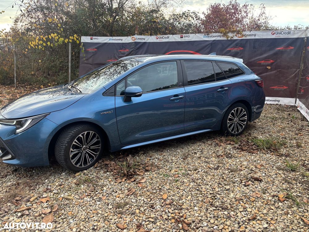 Toyota Corolla 2.0 Hybrid Team Deutschland - 4