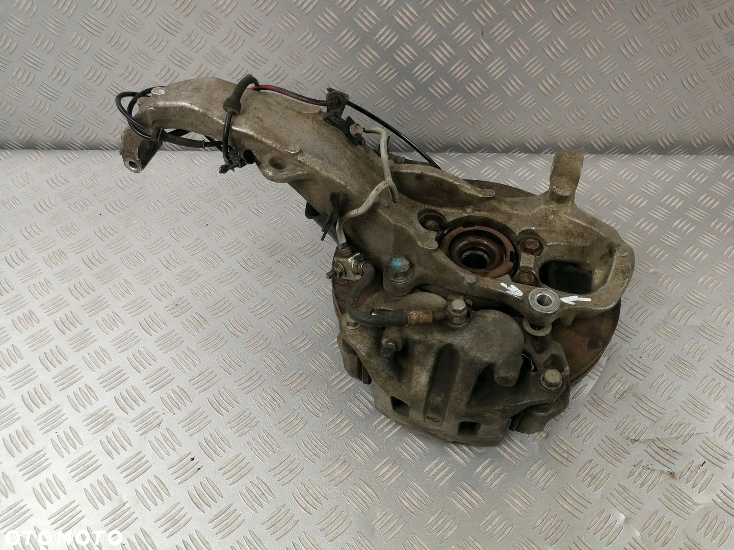 piasta zwrotnica zacisk prawy przód INFINITI G37 X 4 X 4 3.7 2007-2013 - 3