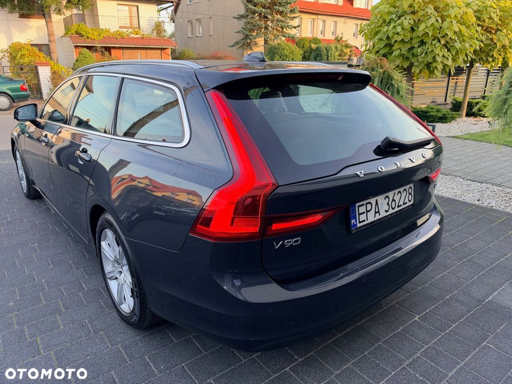 Volvo V90 D3 Geartronic Momentum Pro - 3
