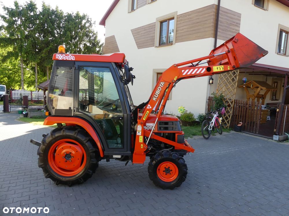 Kubota ST 30*30KM*4X4*2000r.* TUR - 3