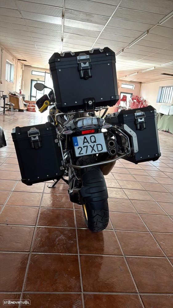 BMW R 1250 GS 40 ANOS - 16