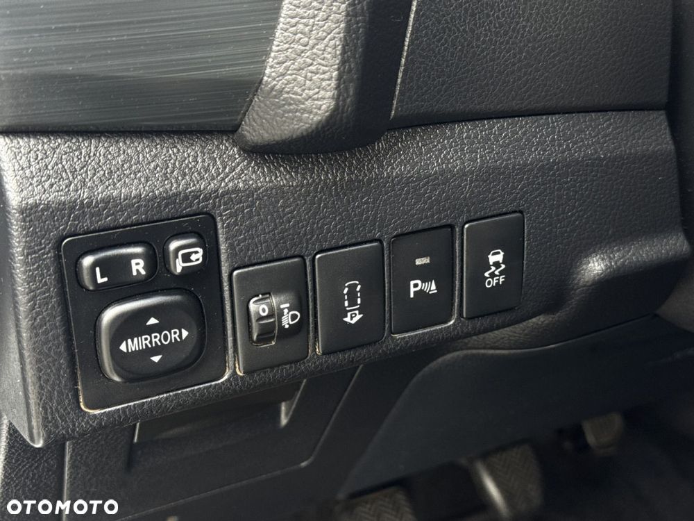 Toyota Auris 1.6 Life+ - 30