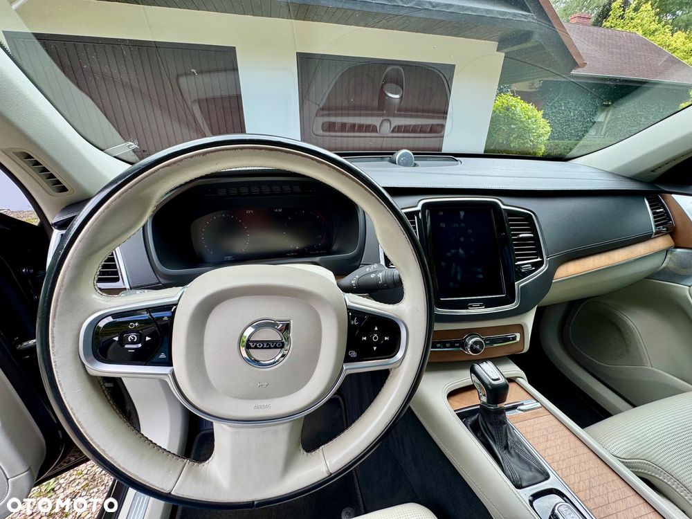 Volvo XC 90 D5 SCR AWD Inscription 7os - 18