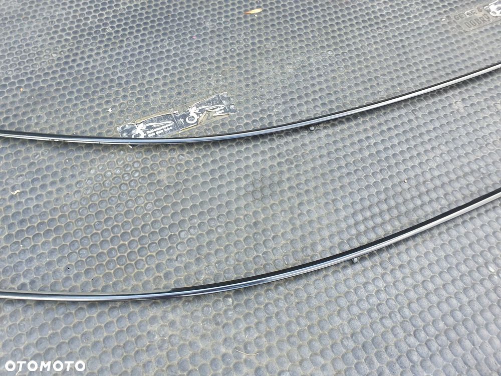 Listwa Listwy Zgarniajace Ramki Szyb Chrom Oklejone Czarne AUDI A4 B8 Sedan - 31