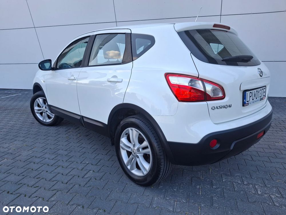 Nissan Qashqai 1.6 visia - 16