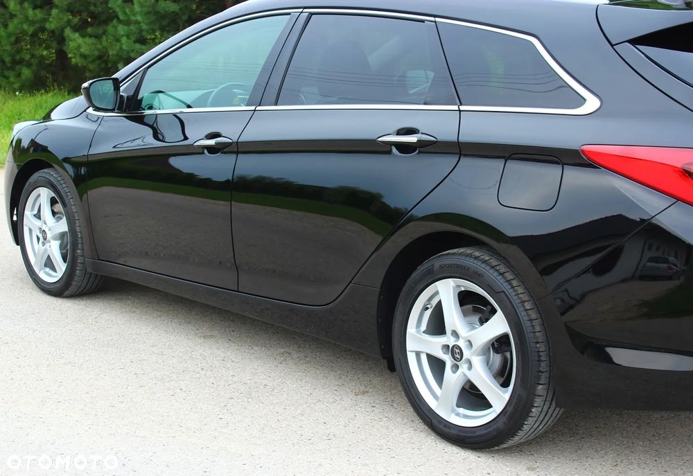 Hyundai i40 Kombi 1.7 CRDi DCT Premium - 18