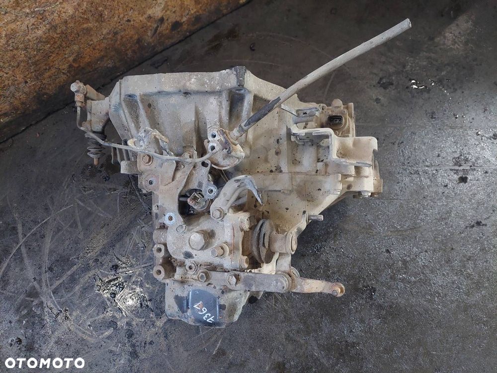 SKRZYNIA BIEGÓW TOYOTA YARIS I 1.3 16V MANUAL 5 BIEGÓW - 5