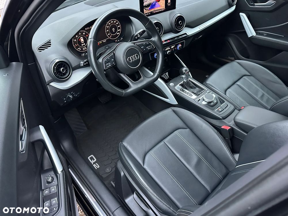 Audi Q2 40 TFSI Quattro S tronic sport - 11