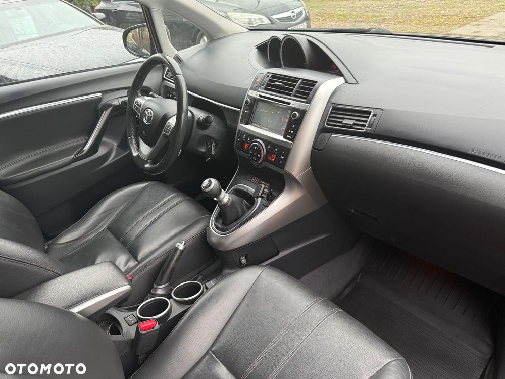 Toyota Verso 1.6 D-4D 5-Sitzer Start/Stop Executive - 17