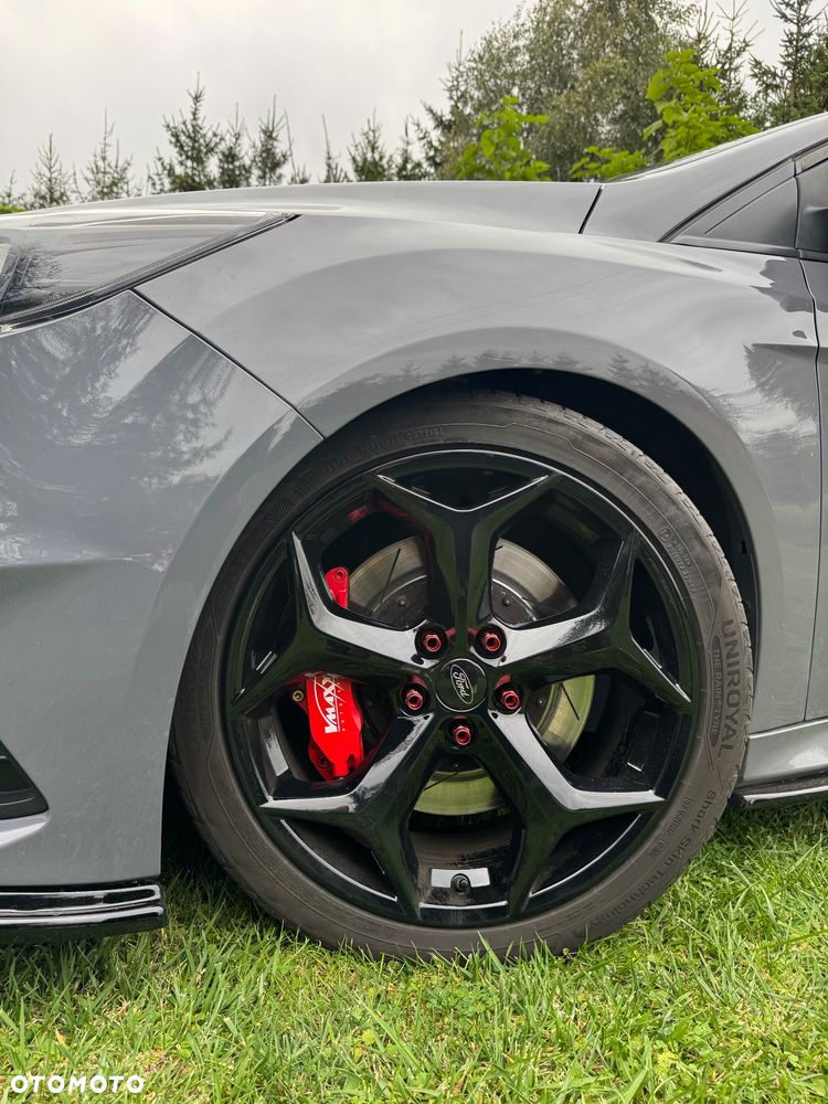 Ford Focus - 19
