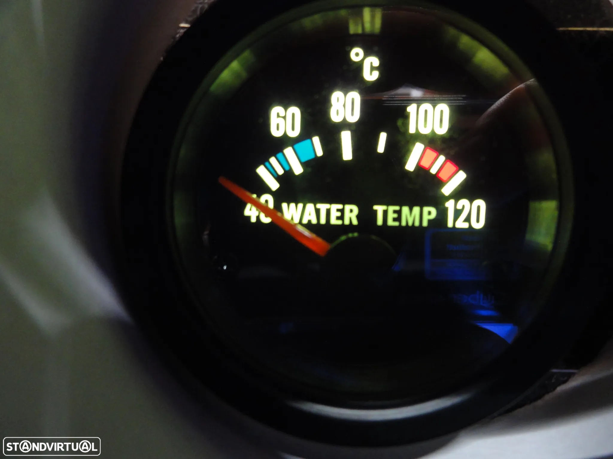 Manómetro fundo preto estilo VDO / Od school disponível em Amperímetro, pressão do turbo, pressão do oleo, temperatura do oleo, temperatura da água, voltagem, vacuo - 32