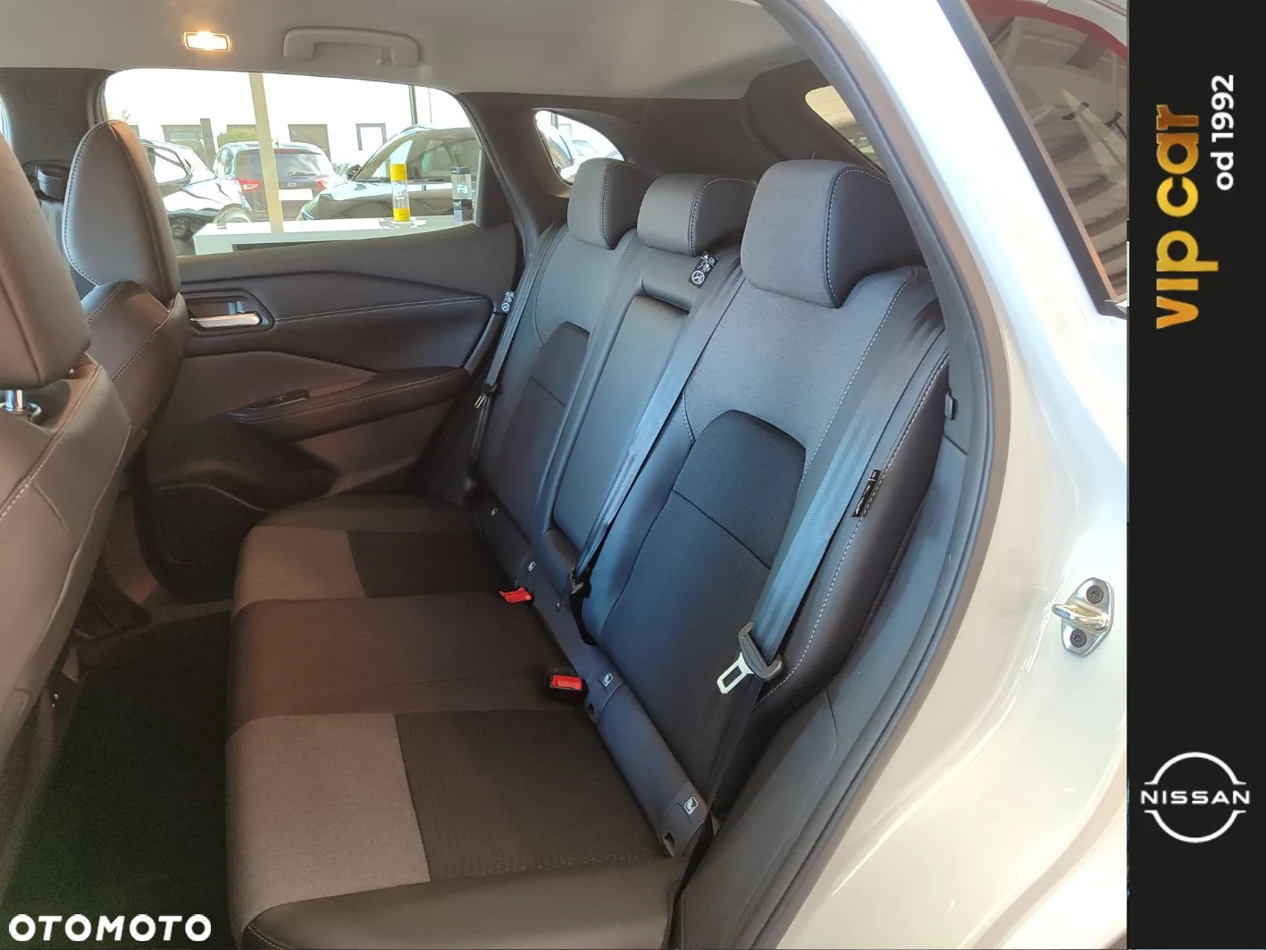 Nissan Qashqai 1.3 DIG-T mHEV N-Connecta Xtronic - 11
