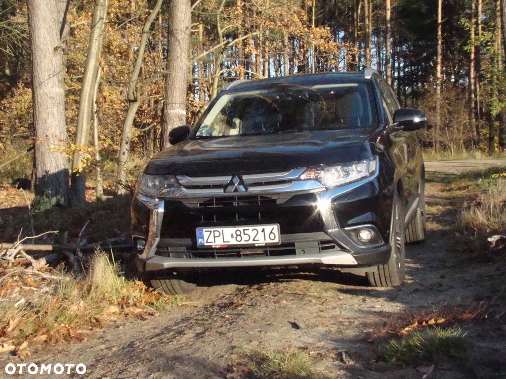 Mitsubishi Outlander 2.0 Intense + 4WD CVT - 3