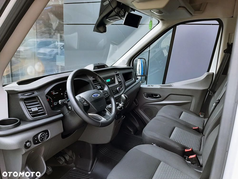 Ford Transit - 20