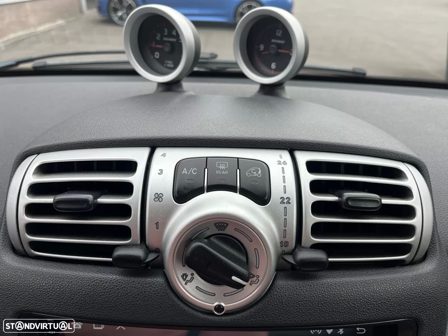 Smart Fortwo Cabrio 1.0 T Brabus - 26