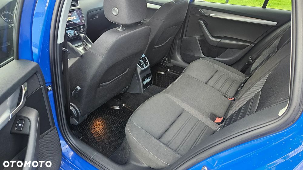 Skoda Octavia 1.6 TDI Ambition DSG - 30