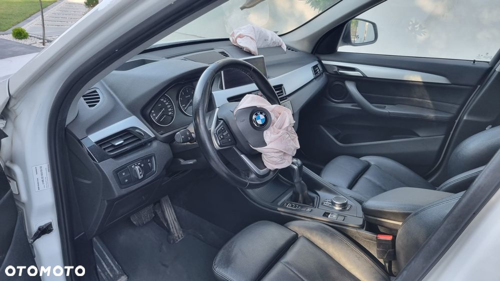 BMW X1 xDrive18d Sport Line sport - 9