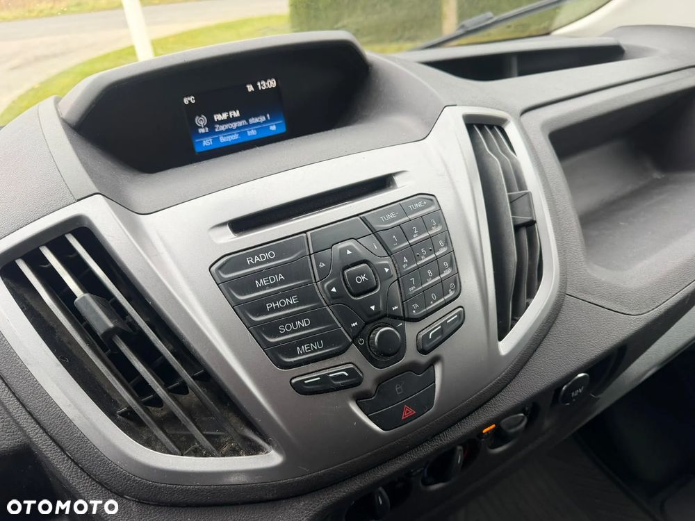 Ford Transit - 33