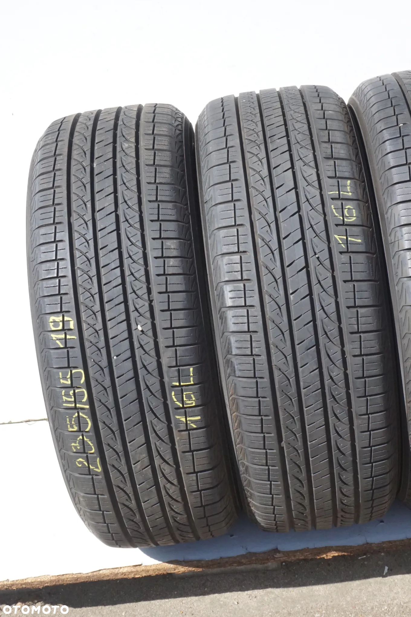 235 55 19 yokohama avid 2021r - 2