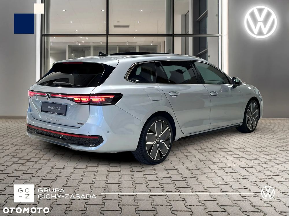 Volkswagen Passat Variant 2.0 TSI 4Mot R-Line DSG - 6
