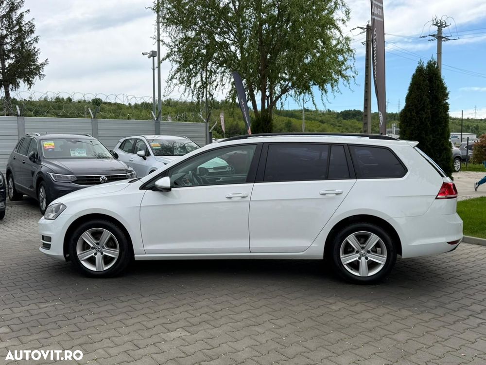 Volkswagen Golf - 3