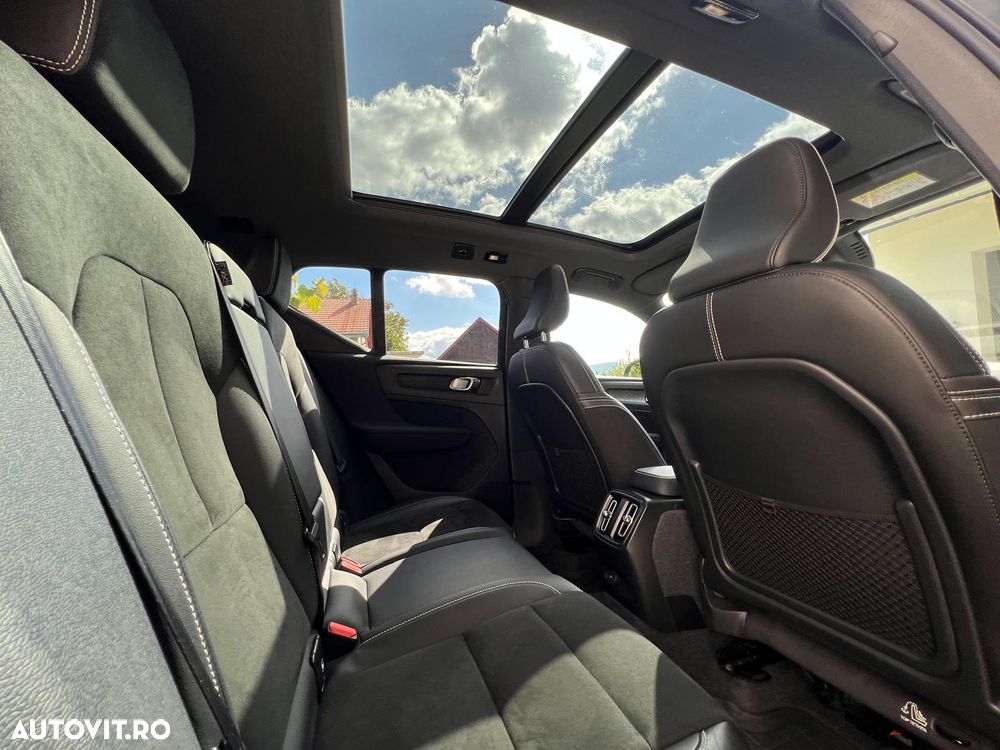 Volvo XC 40 Recharge Twin Motor AWD Ultimate - 26