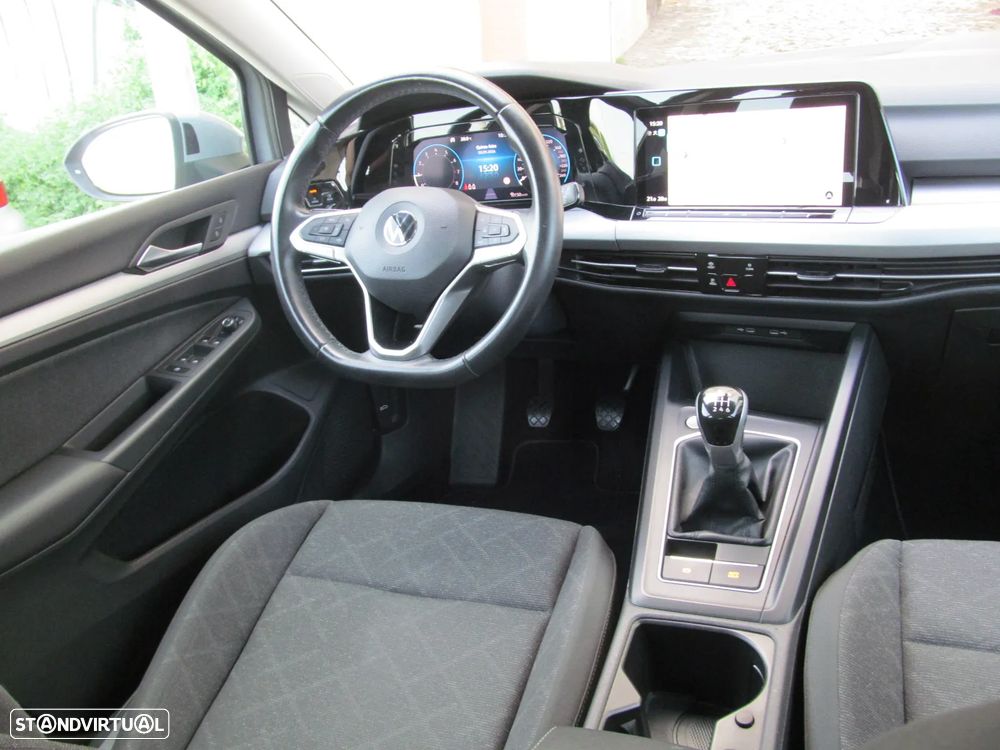 VW Golf 1.0 TSI Confortline - 21