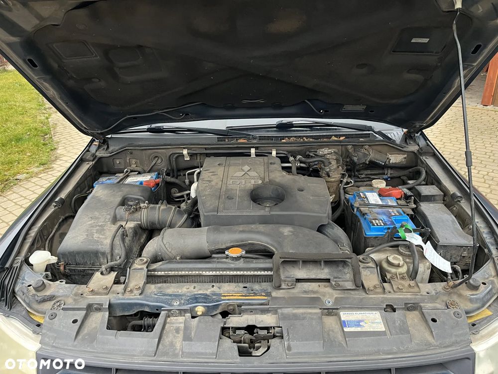 Mitsubishi Pajero 3.2 DI-D Automatik Intense - 13