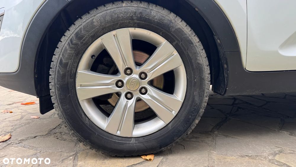 Kia Sportage 2.0 CRDI XL - 29