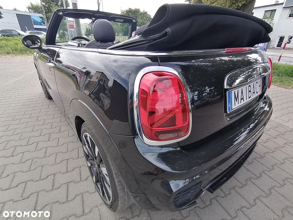 MINI Cooper Cabrio - 14