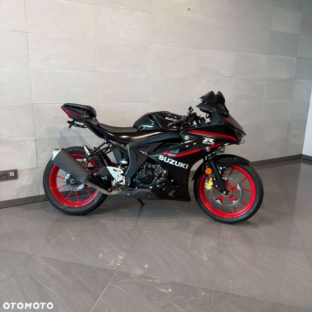 Suzuki GSX-R - 2