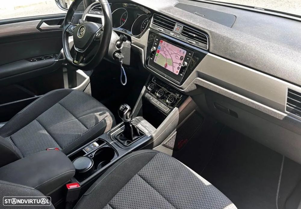 VW Touran 2.0 TDI Confortline - 3
