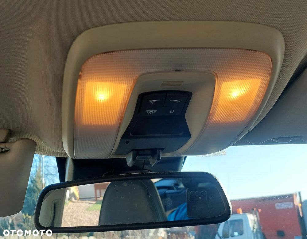 Volvo XC 60 D5 AWD - 9