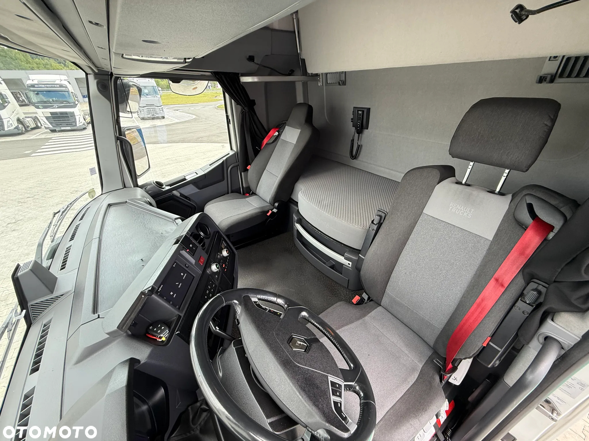 Renault T480 SleeperCab / Standard / Klima / Lodówka - 10