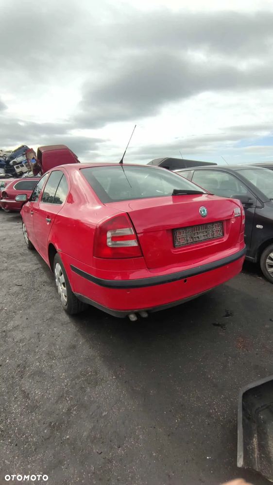 SKODA OCTAVIA II 2007 1.9 TDI 105 KM BXE JCR CODE 8151 - 3