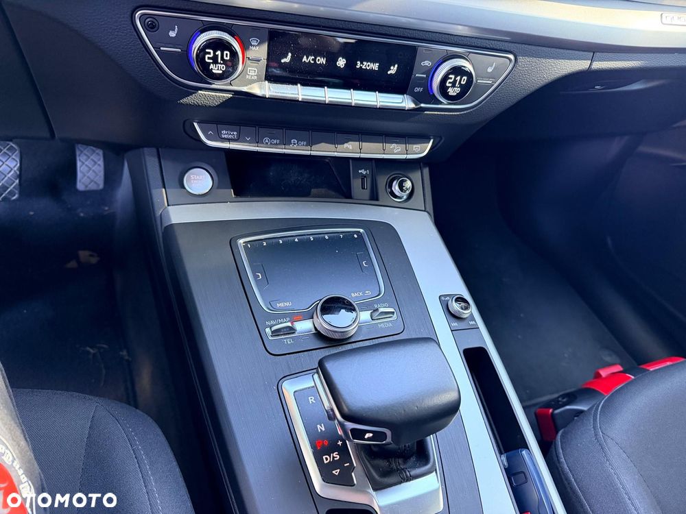 Audi Q5 35 TDI Quattro S tronic - 5