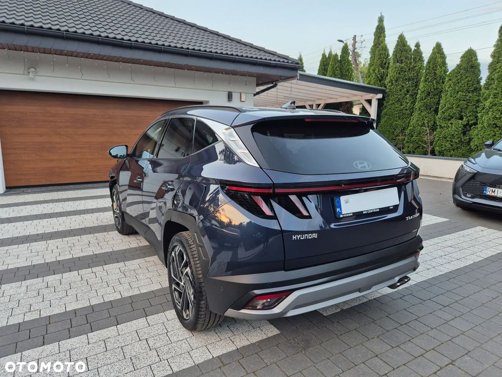 Hyundai Tucson - 16